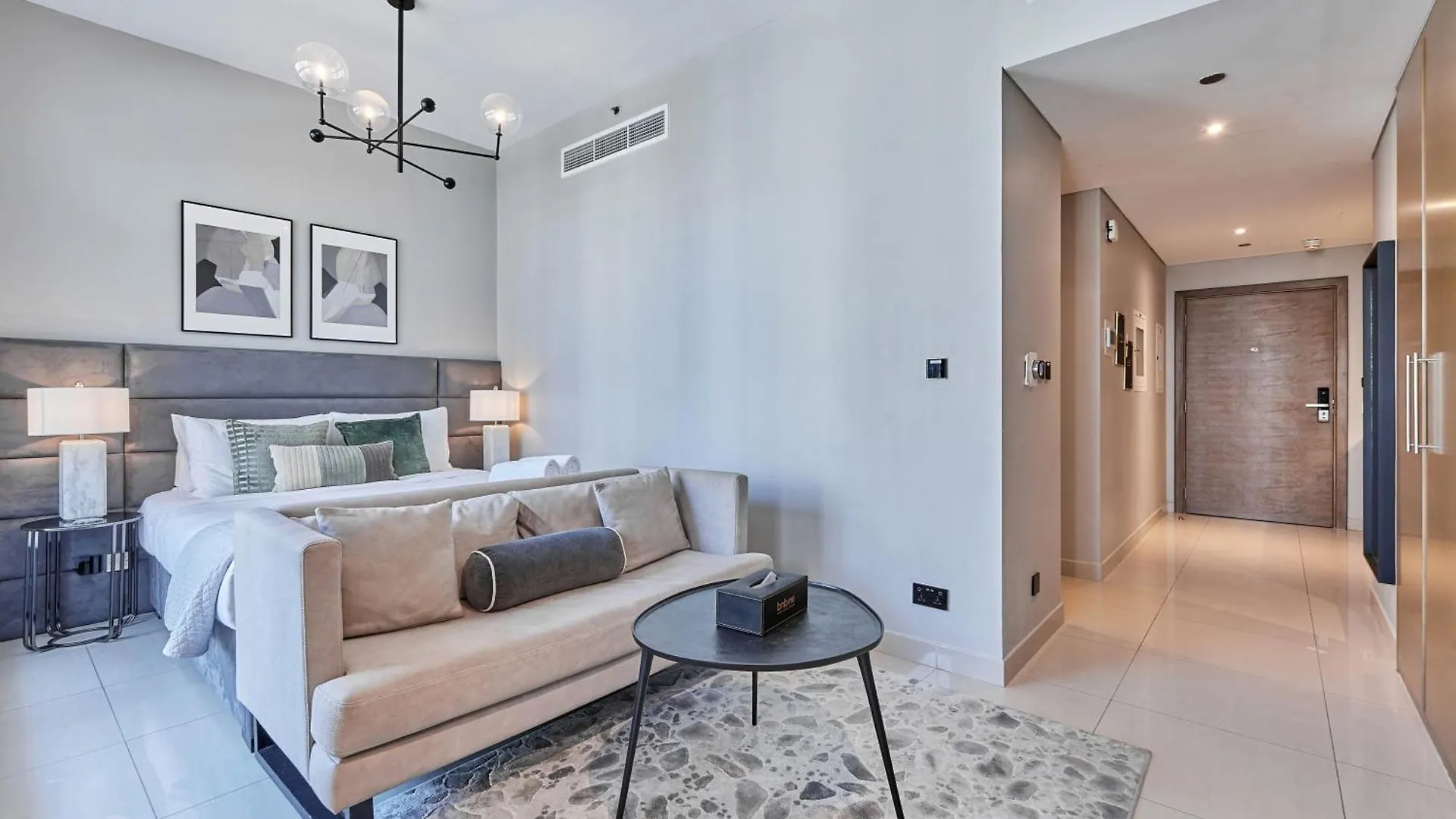 Bnbmehomes - Claren Tower Dubai